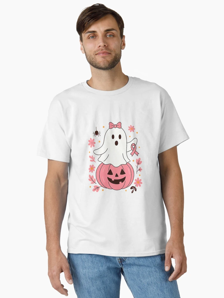 Aperçu 2 sur 7. T-shirt classique avec l'œuvre Fantôme drôle d'Halloween Ruban rose Sensibilisation au cancer du sein créée et vendue par diyoor.