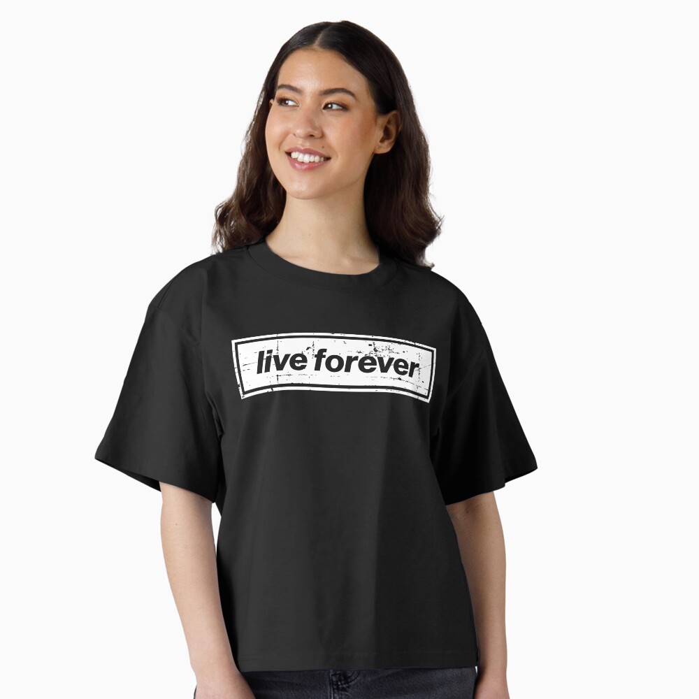Aperçu de l'œuvre T-shirt boxy créée et vendue par Butter Creative.
