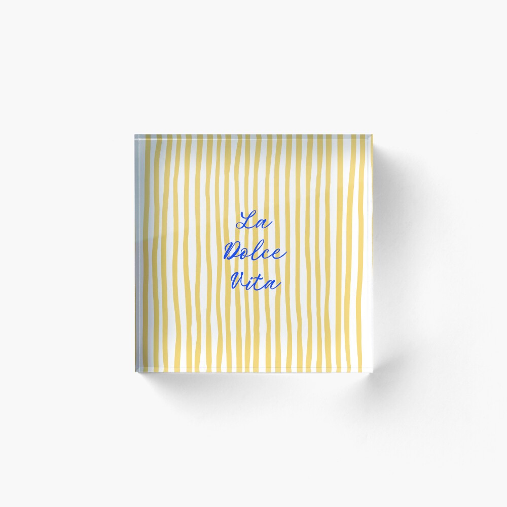Aperçu de l'œuvre Bloc acrylique créée et vendue par moonna designs.