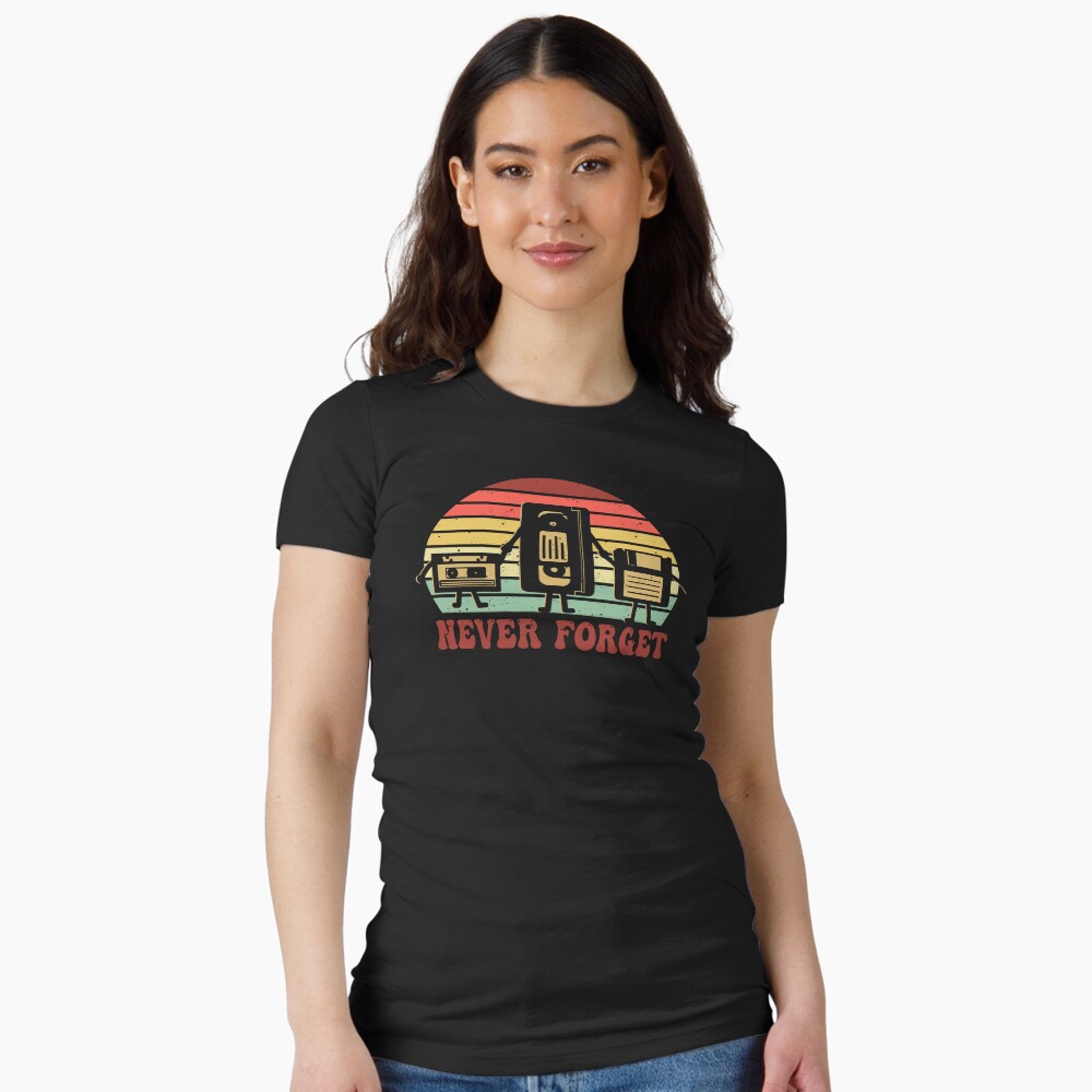 Aperçu de l'œuvre T-shirt moulant créée et vendue par FernaRoje.