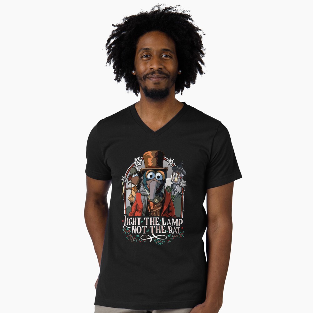 Vista previa del artículo con la obra «Camiseta de cuello en V», diseñado y vendido por BrionnaDani.