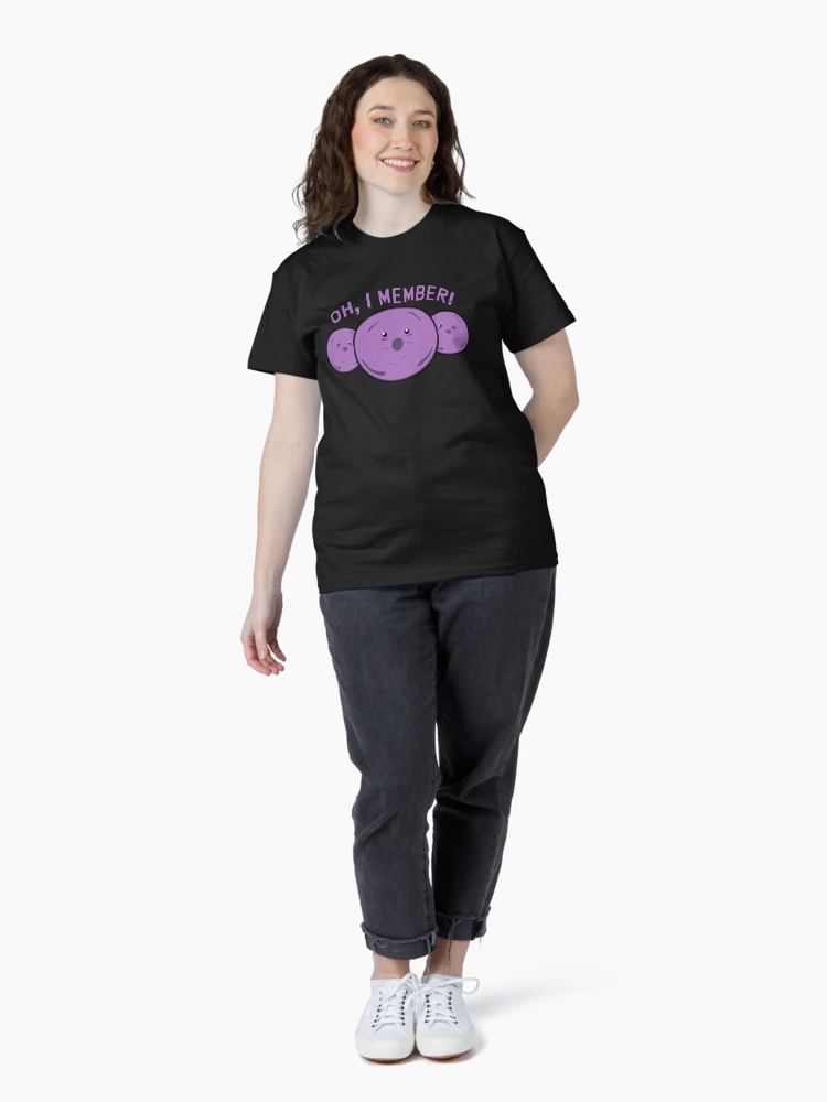 Aperçu 4 sur 7. T-shirt classique avec l'œuvre Membre Parodie Berries! Oh, je membre! créée et vendue par ThatMerchStore.