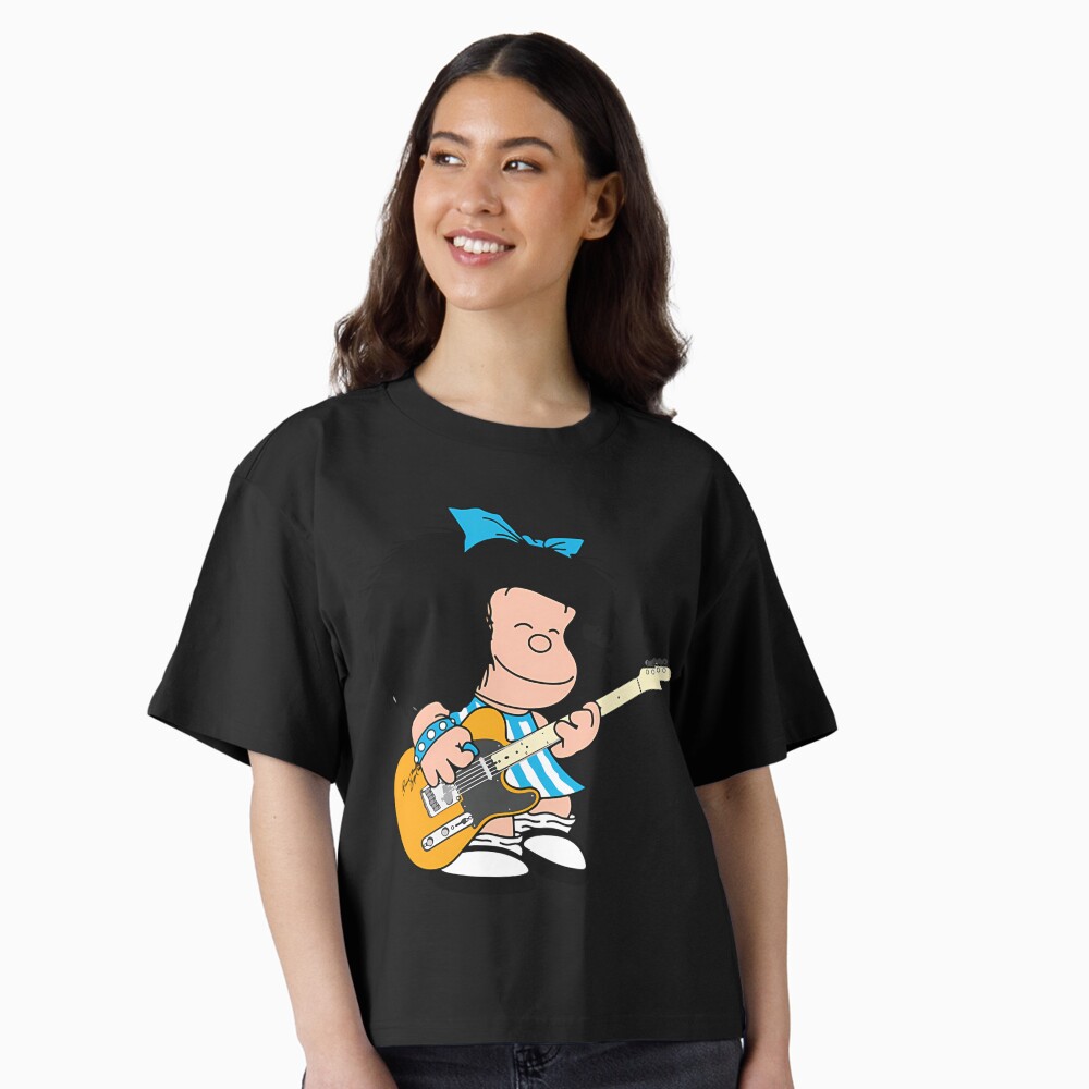 Vista previa del artículo con la obra «Camiseta holgada boxy», diseñado y vendido por MARINEOLEVA.