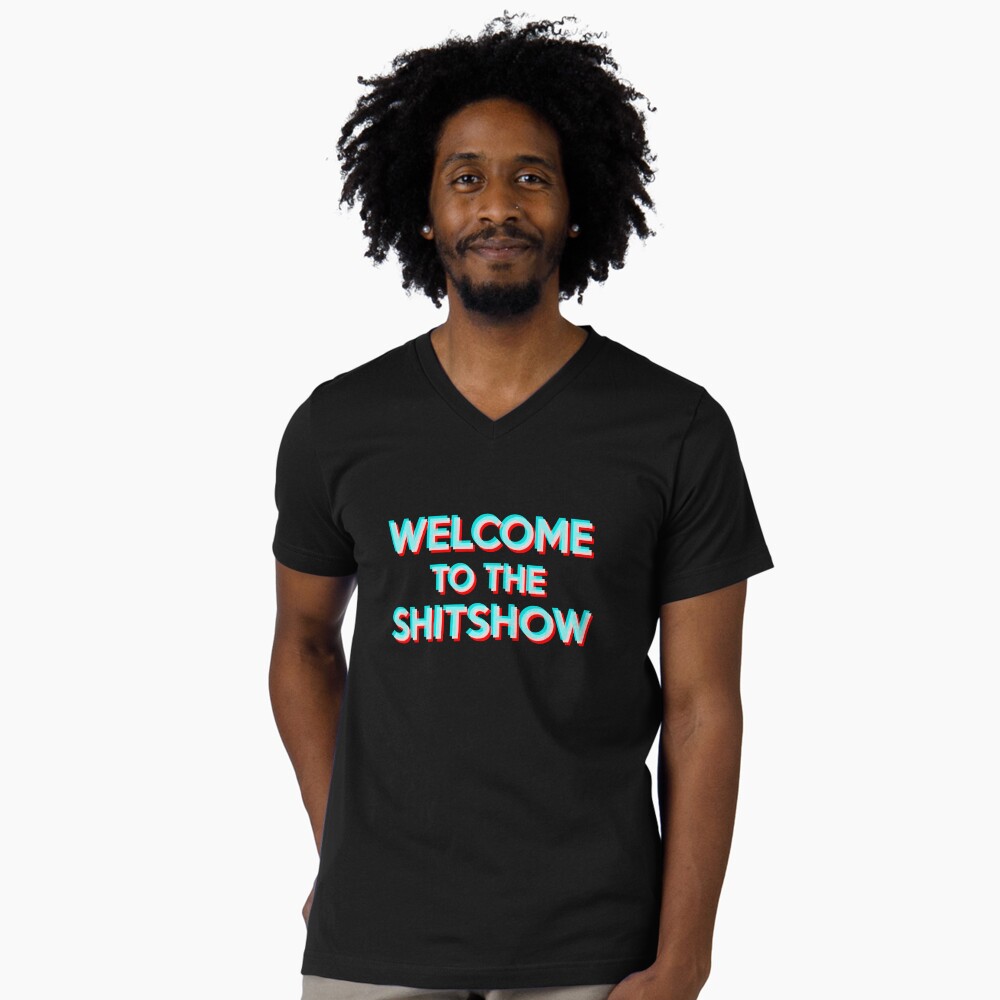Aperçu de l'œuvre T-shirt col V créée et vendue par BetweenTwoPages.