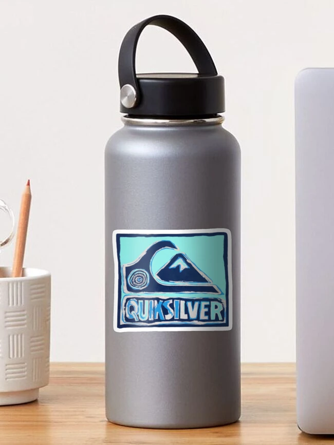 Aperçu 1 sur 3. Sticker avec l'œuvre Imprimé esthétique Quiksilver Wave Summer Surf créée et vendue par bellasaint.