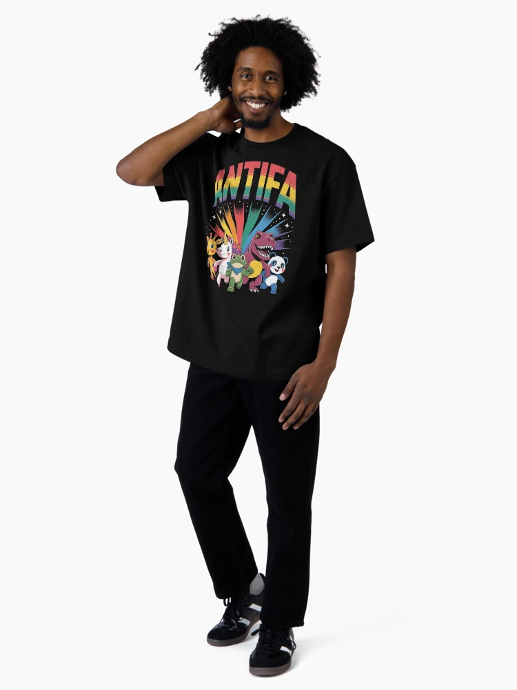 Imagen 4 de 7, Camiseta oversize con la obra Linda protesta Antifa Anti ICE Anti Trumpf, diseñada y vendida por zptees.