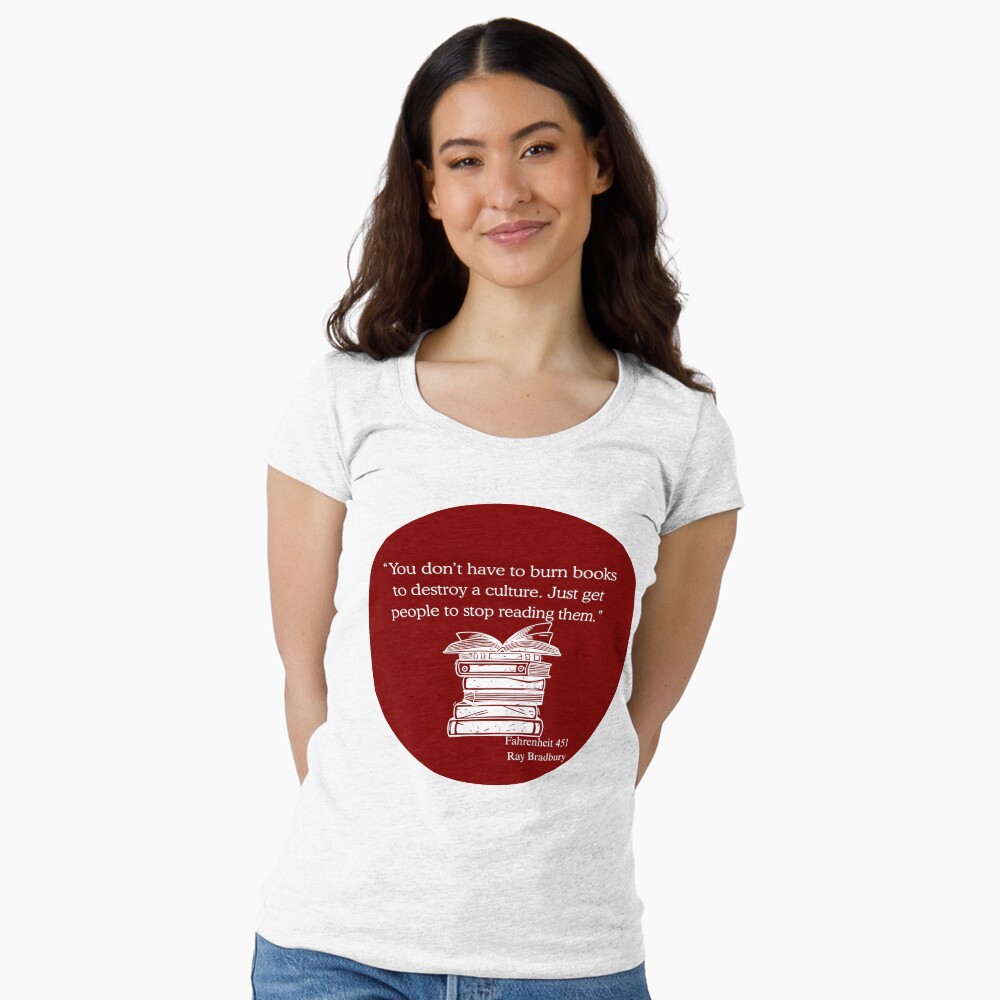 Vista previa del artículo con la obra «Camiseta entallada de cuello ancho», diseñado y vendido por Ink&Iron.