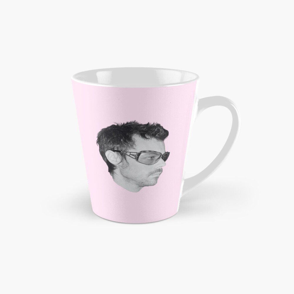 Aperçu de l'œuvre Mug long créée et vendue par Belen Paredes.