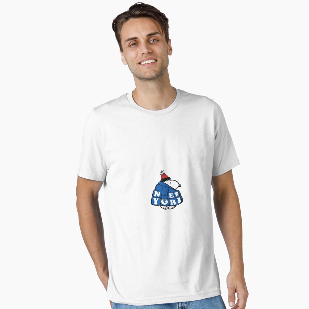 Vista previa del artículo con la obra «Camiseta esencial», diseñado y vendido por designssMG.