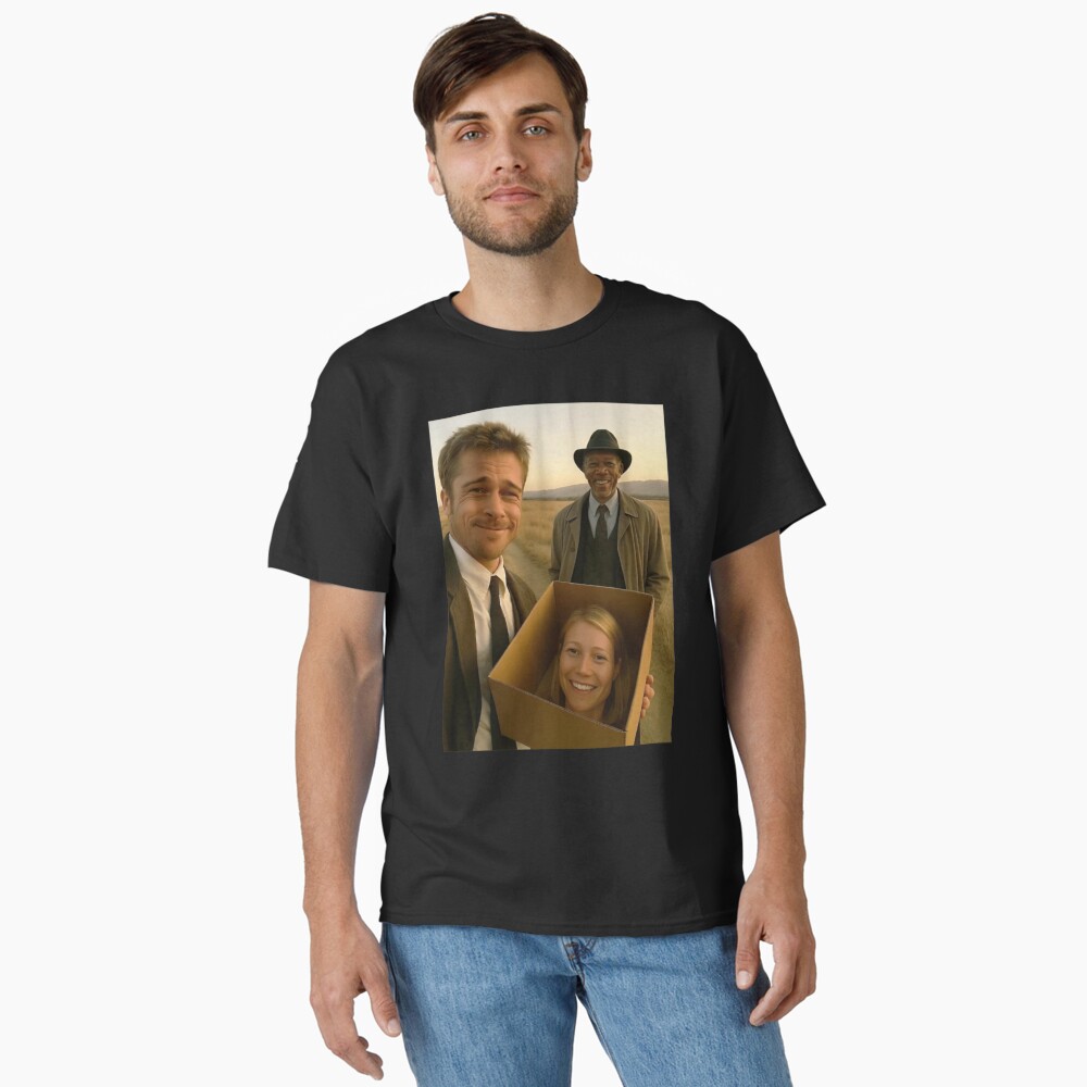 Aperçu de l'œuvre T-shirt classique créée et vendue par T-Shopx.