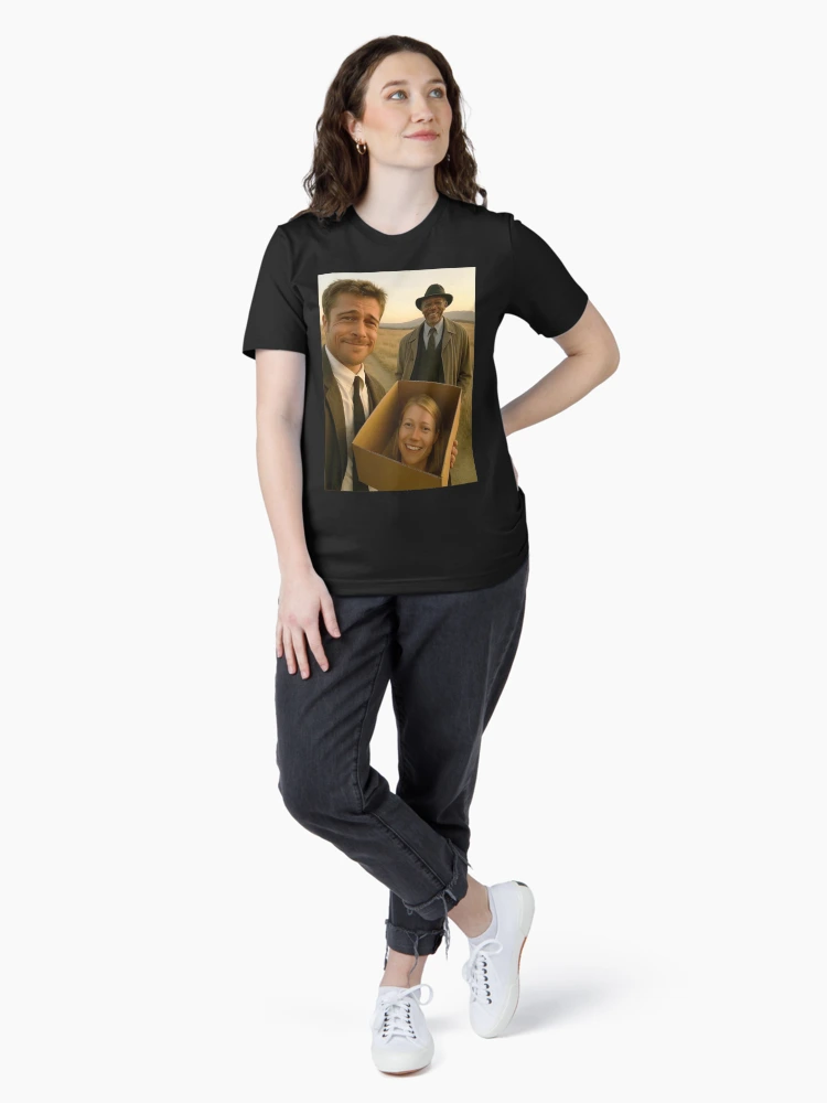 Aperçu 4 sur 7. T-shirt essentiel avec l'œuvre Films de Se7En (1995) créée et vendue par T-Shopx.