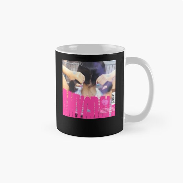 Aperçu de l'œuvre Bladee + Ecco2kAmygdala créée et vendue par pugmilk.