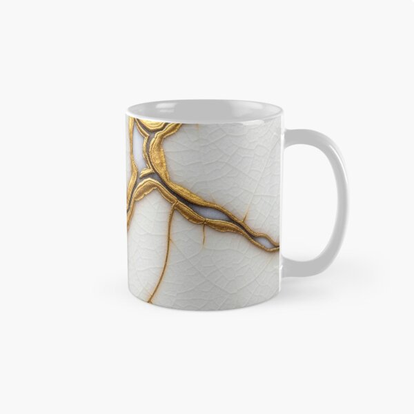 Aperçu de l'œuvre Kintsugi japonais en or ancien créée et vendue par Kibatsu.