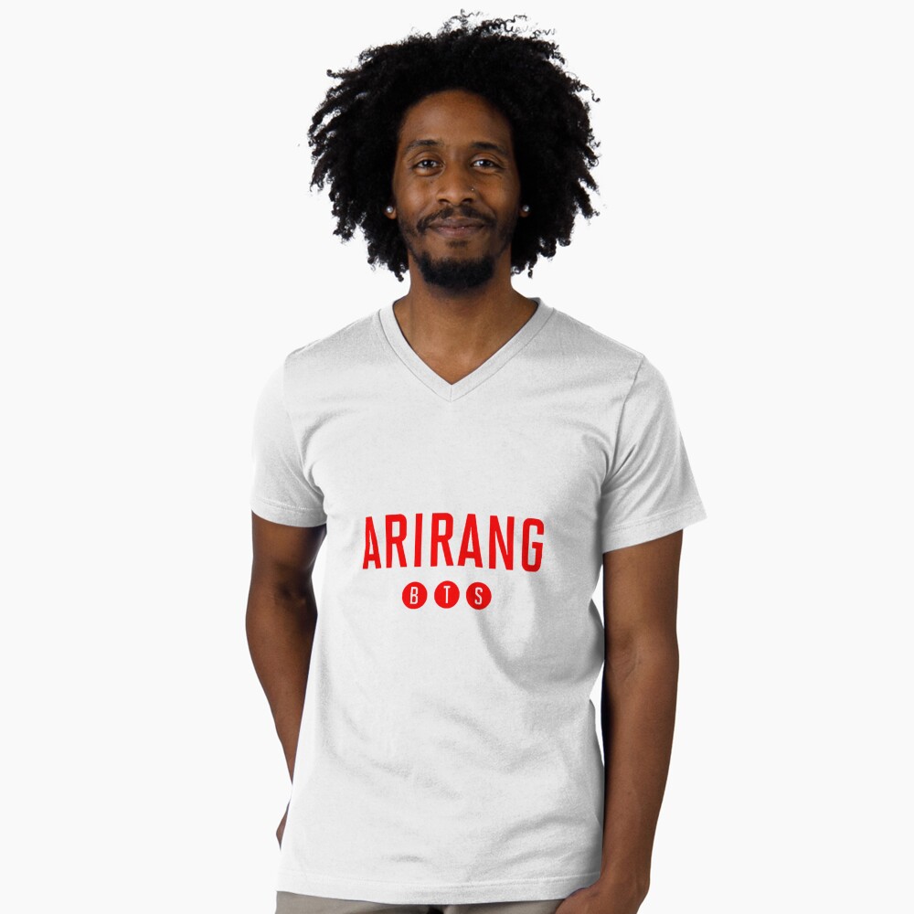 Vista previa del artículo con la obra «Camiseta de cuello en V», diseñado y vendido por xpressapparels.