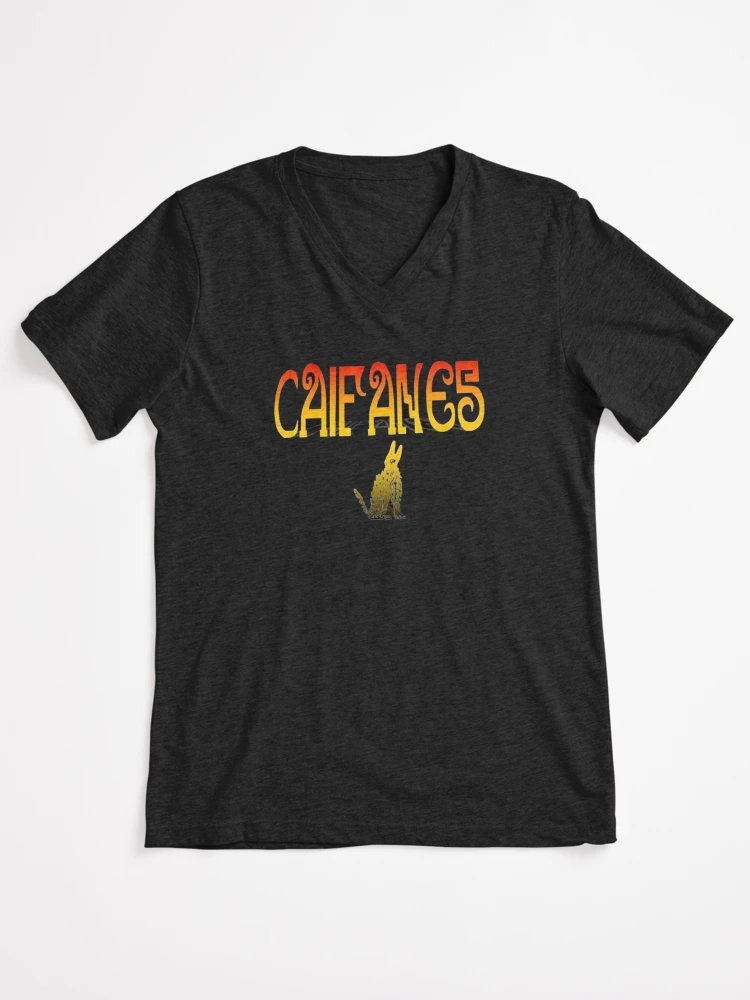 Imagen 1 de 4, Camiseta de cuello en V con la obra Copia de CAIFANES, diseñada y vendida por valdiviapatr.