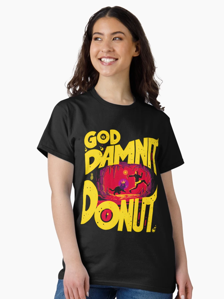 Imagen 3 de 7, Camiseta clásica con la obra Carl, el explorador de mazmorras, diseñada y vendida por Frizz-Nie.