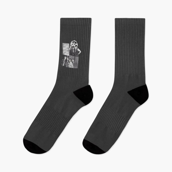 Aperçu de l'œuvre Produits dérivés de la tournée BTS Arirang Concept Fanmade Tour créée et vendue par moamaxshop.