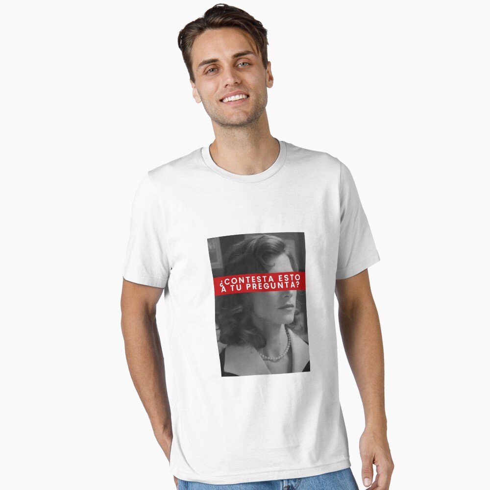 Vista previa del artículo con la obra «Camiseta esencial», diseñado y vendido por MRWNGEL.