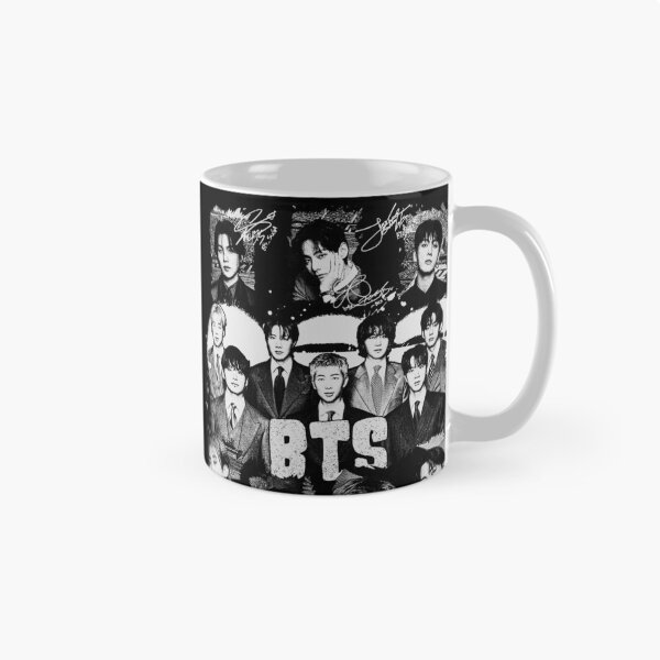Item preview, Camiseta vintage de la gira mundial de BTS Arirang, concierto. designed and sold by ArtDemoster.