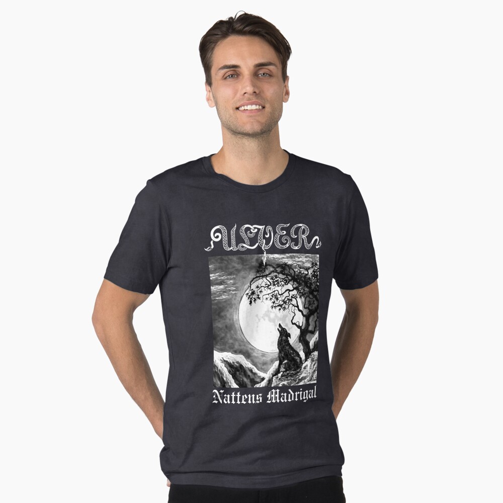 Vista previa del artículo con la obra «Camiseta vintage con efecto desgastado», diseñado y vendido por morbidmetal.