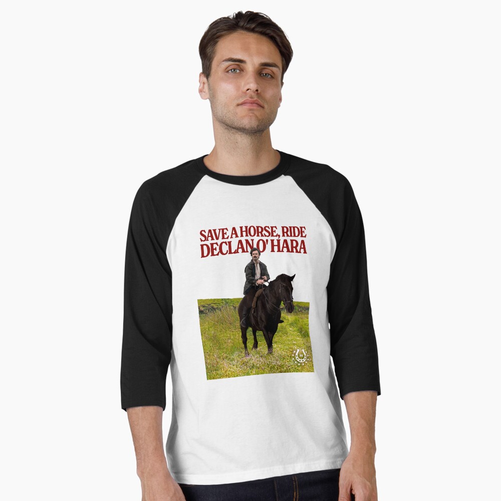 Vista previa del artículo con la obra «Camiseta ¾ estilo béisbol», diseñado y vendido por charmingdearie.