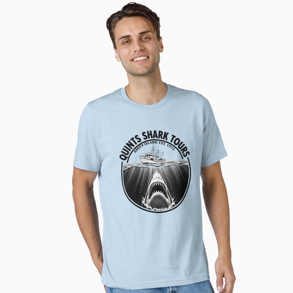 Vista previa del artículo con la obra «Camiseta esencial», diseñado y vendido por Bruce Custom Creations.