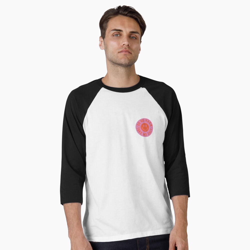 Aperçu de l'œuvre T-shirt baseball manches ¾ créée et vendue par Megan Mowrer.
