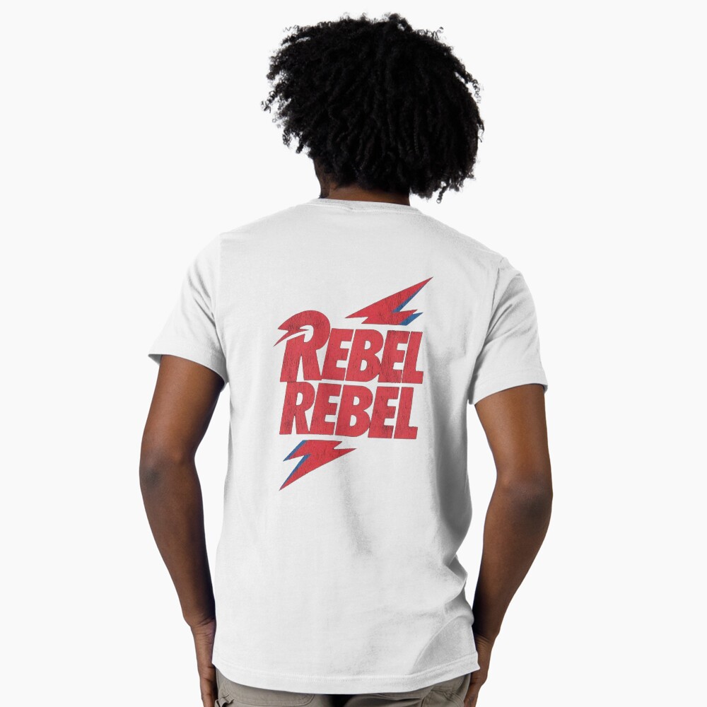 Aperçu de l'œuvre T-shirt col V créée et vendue par benja-08.