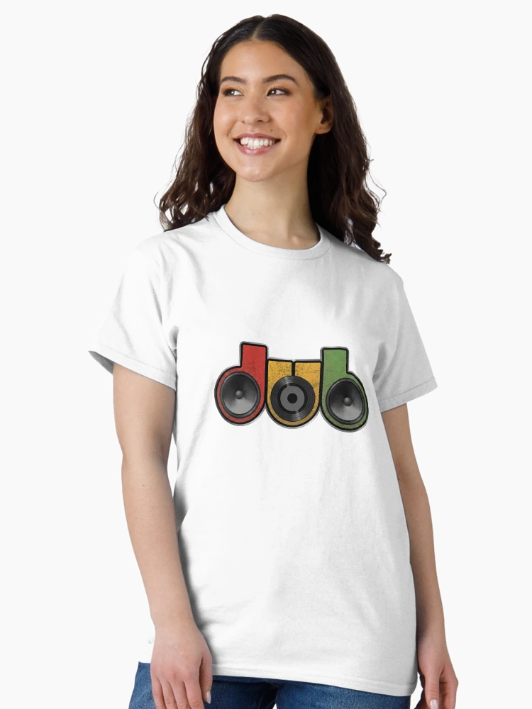 Imagen 3 de 7, Camiseta clásica con la obra Altavoz de doblaje, diseñada y vendida por DoodleAndTextS.