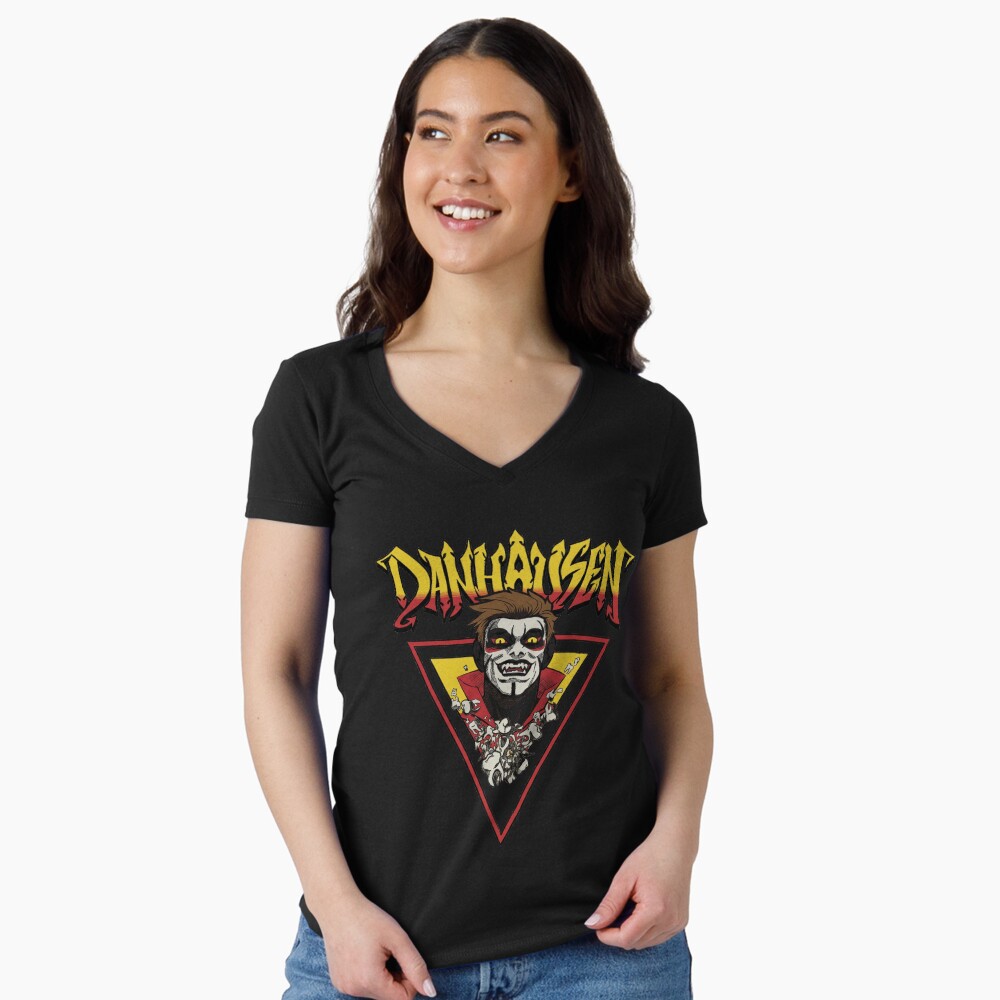 Vista previa del artículo con la obra «Camiseta entallada de cuello en V», diseñado y vendido por stiellarose.