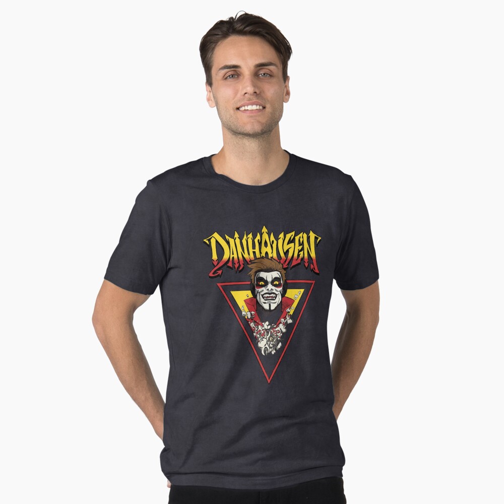 Vista previa del artículo con la obra «Camiseta vintage con efecto desgastado», diseñado y vendido por stiellarose.