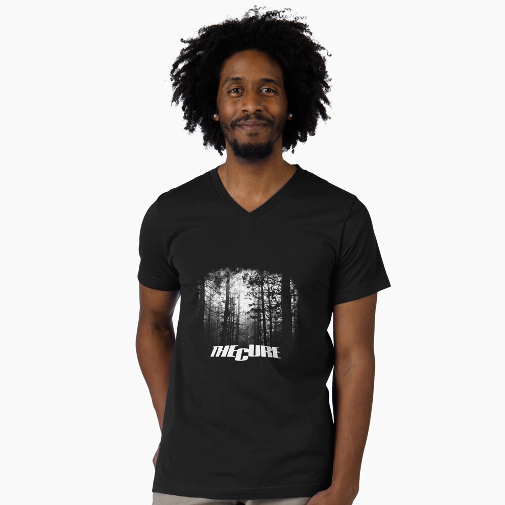 Vista previa del artículo con la obra «Camiseta de cuello en V», diseñado y vendido por EBCdisign21.