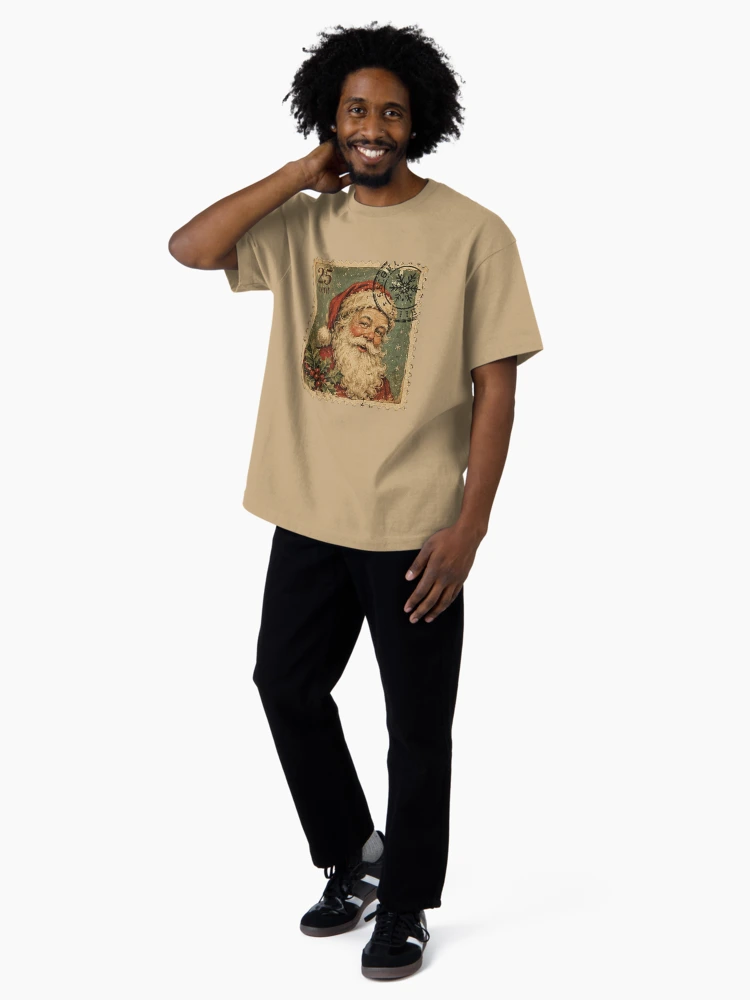 Imagen 4 de 7, Camiseta oversize con la obra Sello navideño antiguo de Papá Noel, diseñada y vendida por Kenny8716.