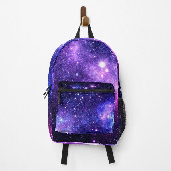 Aperçu de l'œuvre Nébuleuse de la galaxie violette et bleue créée et vendue par 2sweetsDesign.