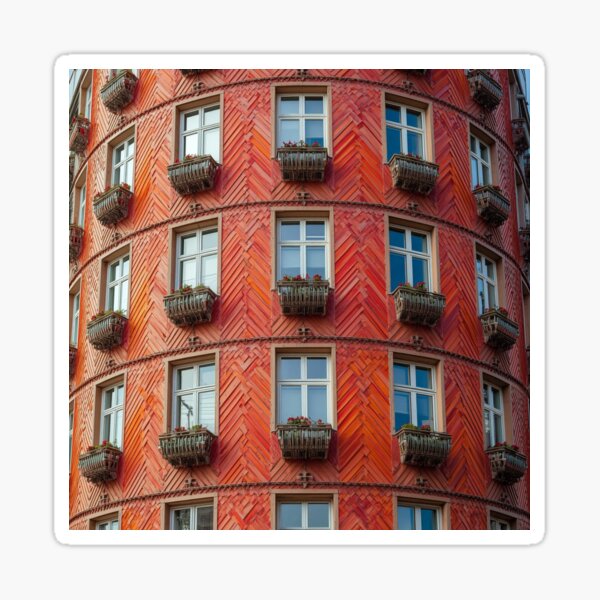 Aperçu de l'œuvre Des balcons fleuris se répètent sur une façade. créée et vendue par Sigtrix.