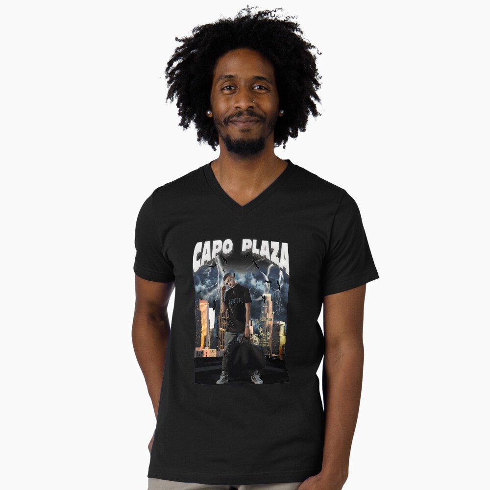 Aperçu de l'œuvre T-shirt col V créée et vendue par yassinebty04.