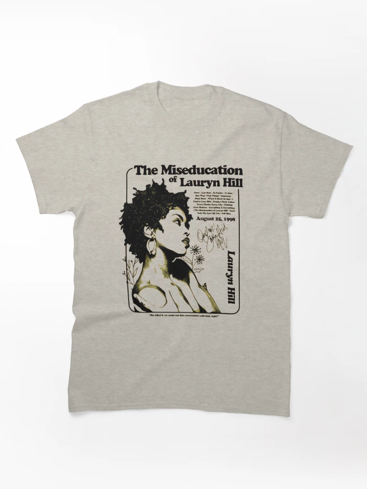 Aperçu 1 sur 7. T-shirt classique avec l'œuvre La Miseducation de Lauryn Hill créée et vendue par Velmoraq.