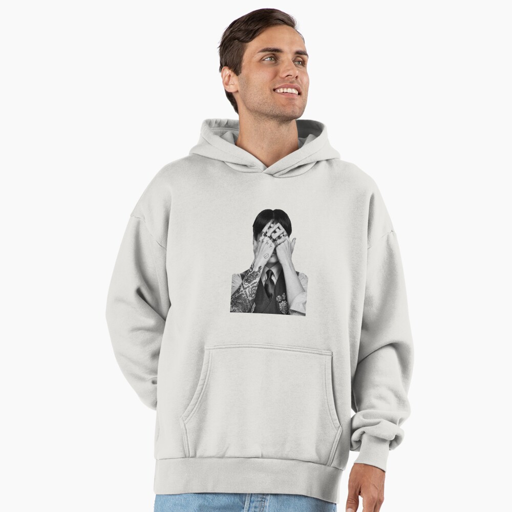 Vista previa del artículo con la obra «Sudadera con capucha oversize prémium», diseñado y vendido por SZ Art Studio.