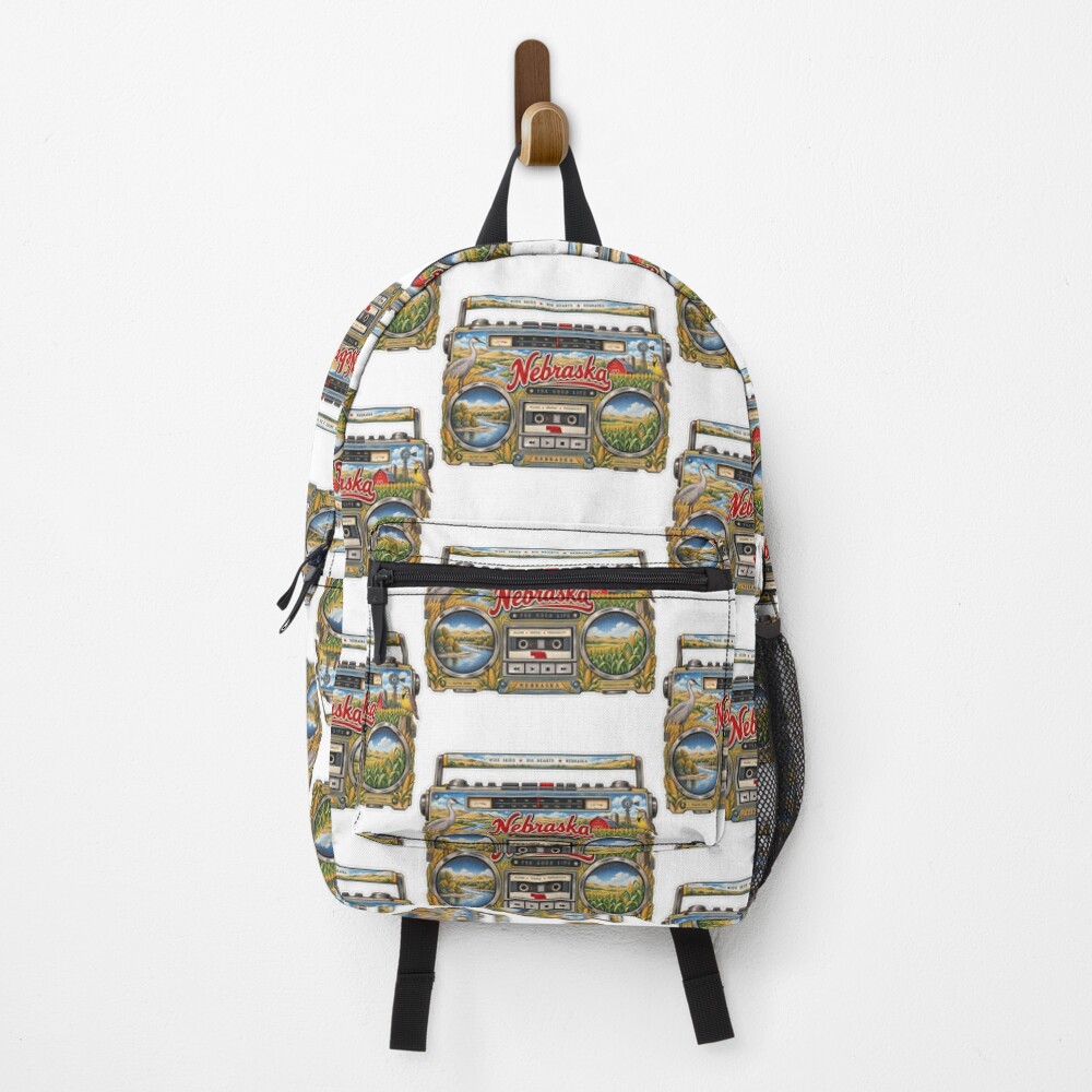 Aperçu de l'œuvre Sac à dos créée et vendue par Whimspired By Paxx.