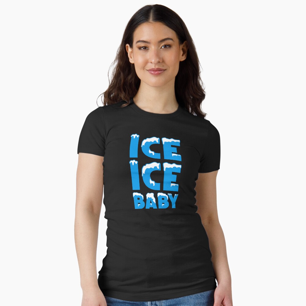 Aperçu de l'œuvre T-shirt moulant créée et vendue par Urlan.