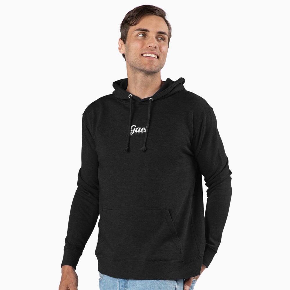 Vista previa del artículo con la obra «Sudadera ligera con capucha», diseñado y vendido por Oussinc.