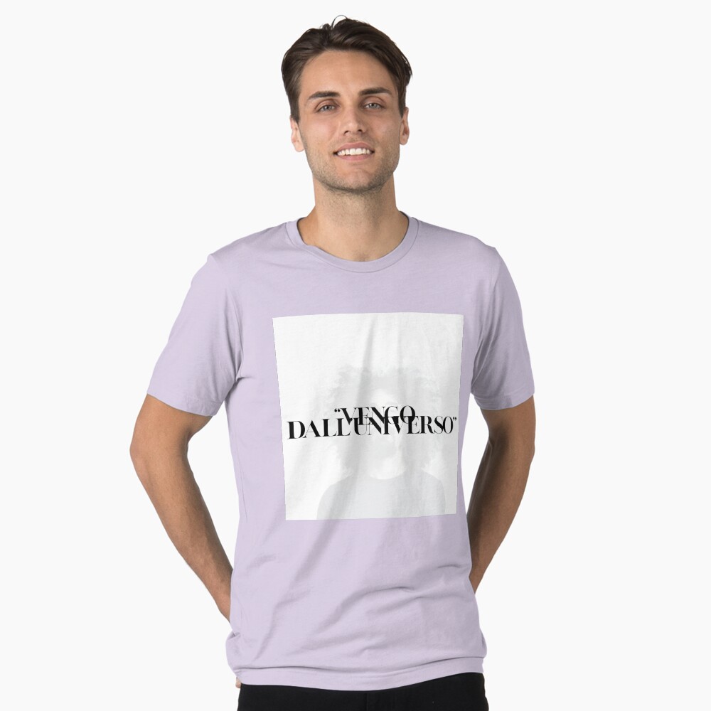 Vista previa del artículo con la obra «Camiseta vintage con efecto desgastado», diseñado y vendido por emmeshop98.