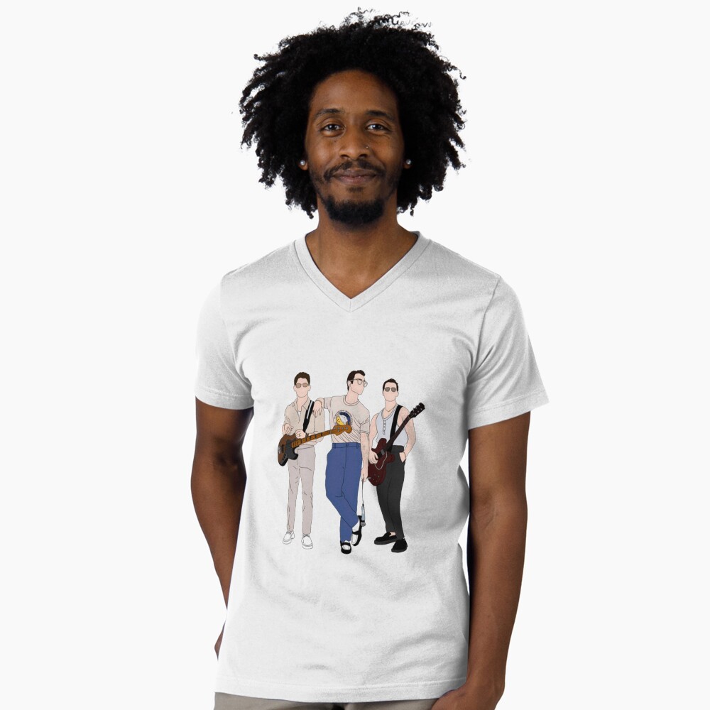 Vista previa del artículo con la obra «Camiseta de cuello en V», diseñado y vendido por Linhvocraig.