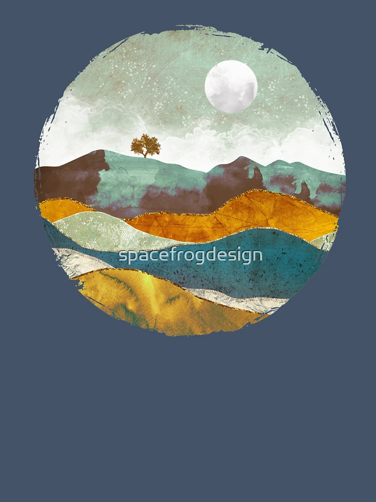 Aperçu 7 sur 7. T-shirt oversize avec l'œuvre Brouillard nocturne créée et vendue par spacefrogdesign.