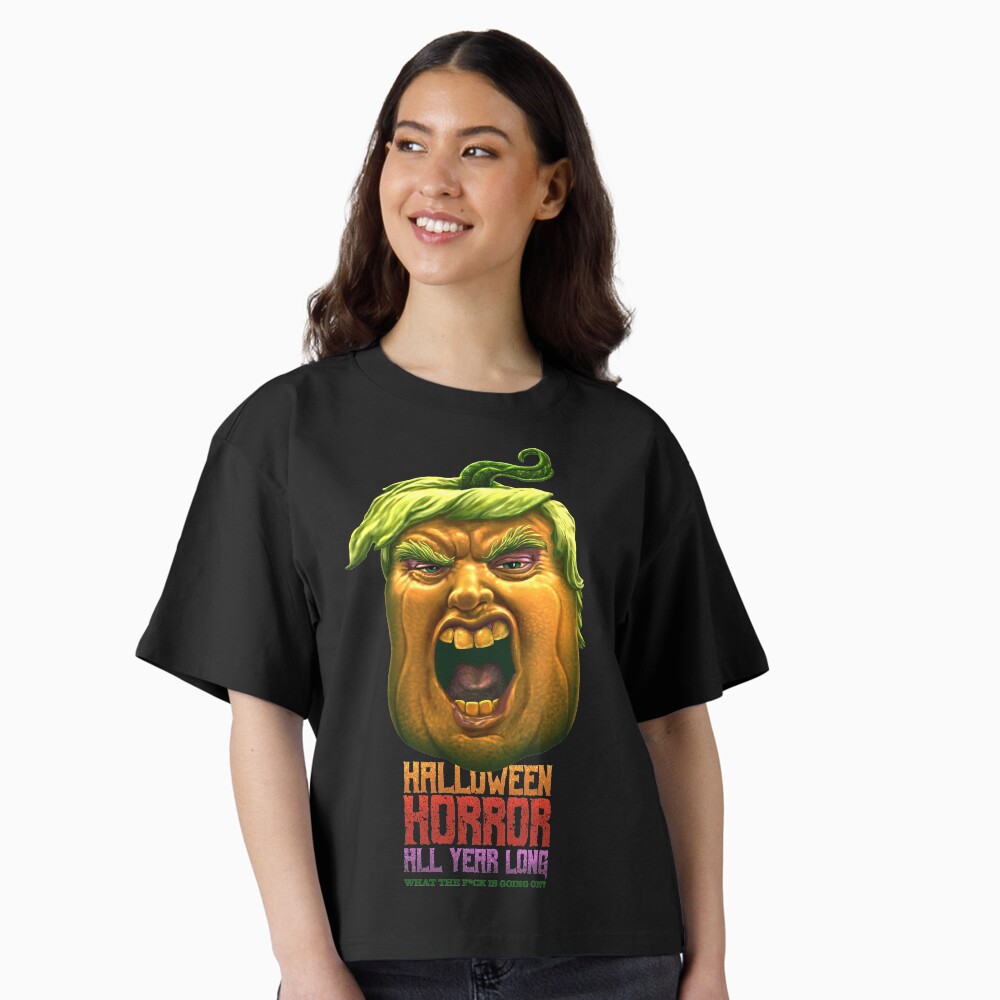 Aperçu de l'œuvre T-shirt boxy créée et vendue par Trumpster.