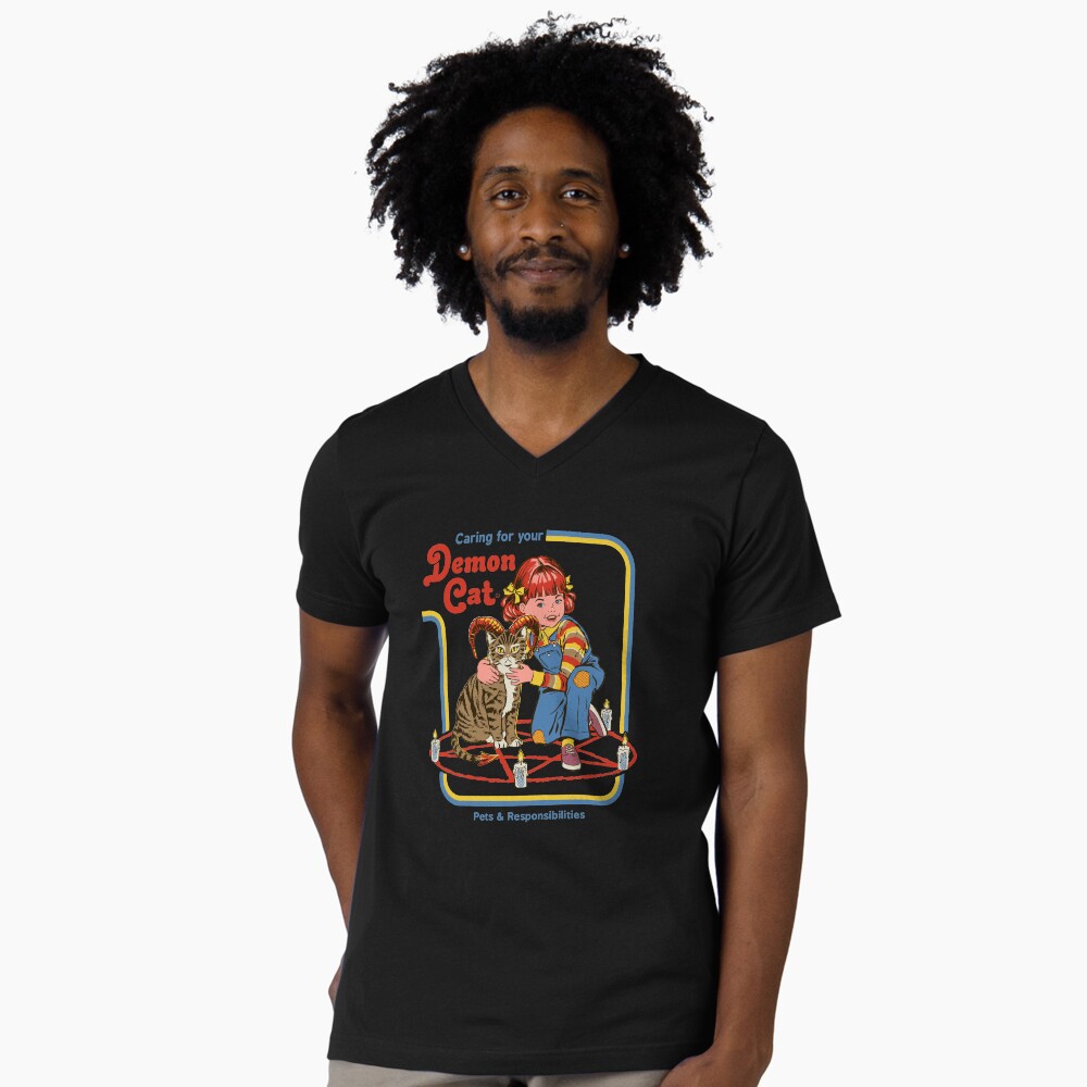 Vista previa del artículo con la obra «Camiseta de cuello en V», diseñado y vendido por Steven Rhodes.