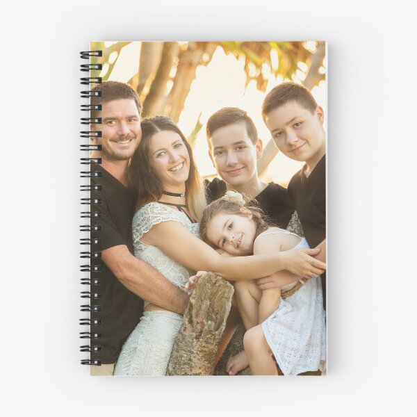 Artikelvorschau, Familie ~ 2019 entworfen und verkauft von Elaine Harriott.