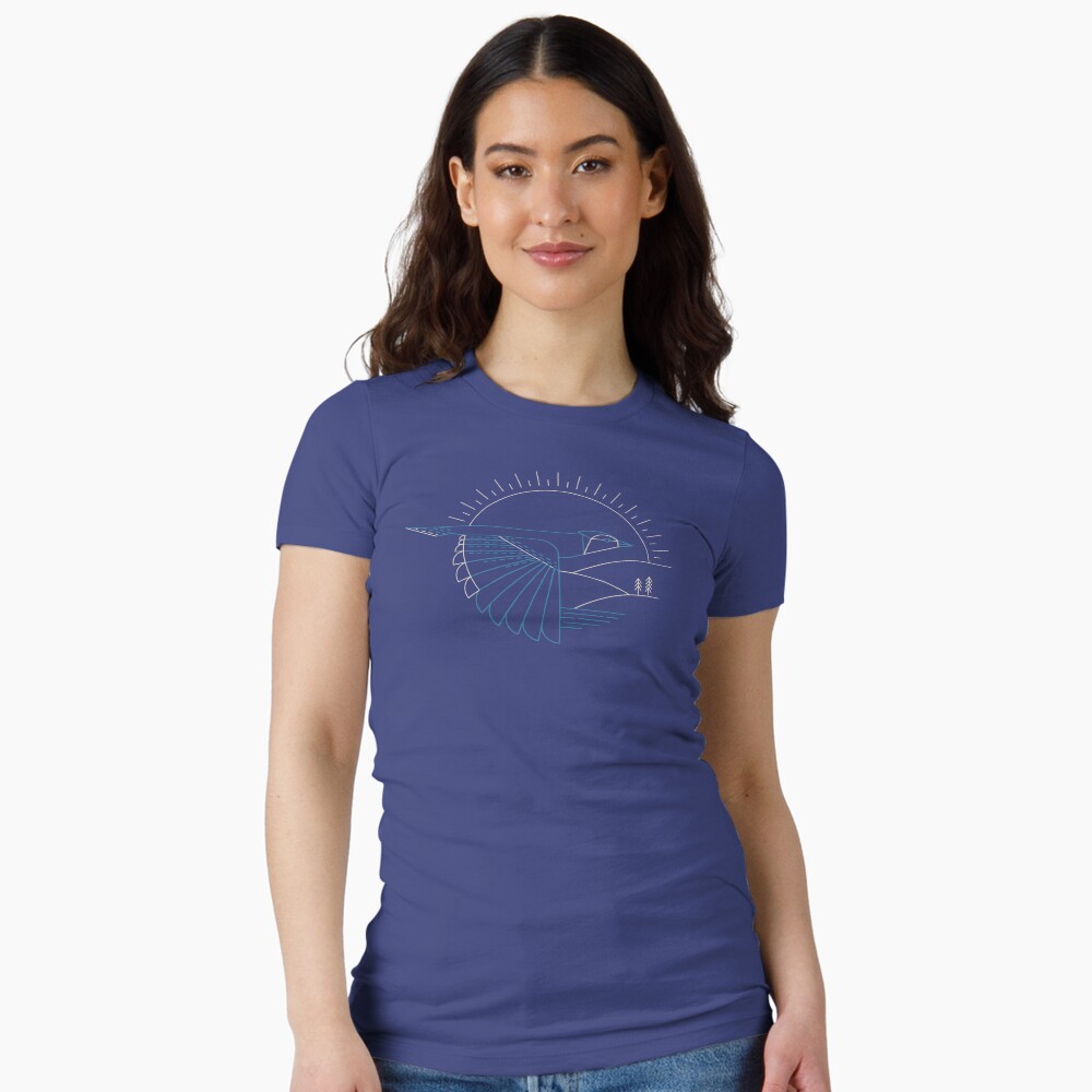 Vista previa del artículo con la obra «Camiseta entallada», diseñado y vendido por thepapercrane.