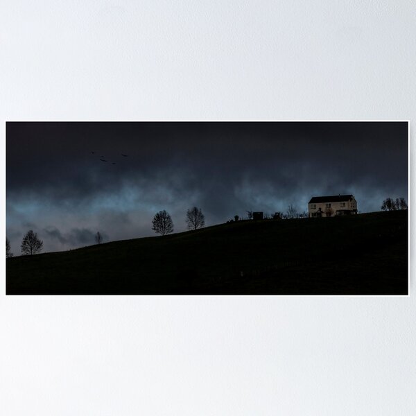 Aperçu de l'œuvre House on the Hill créée et vendue par Josie Jackson.