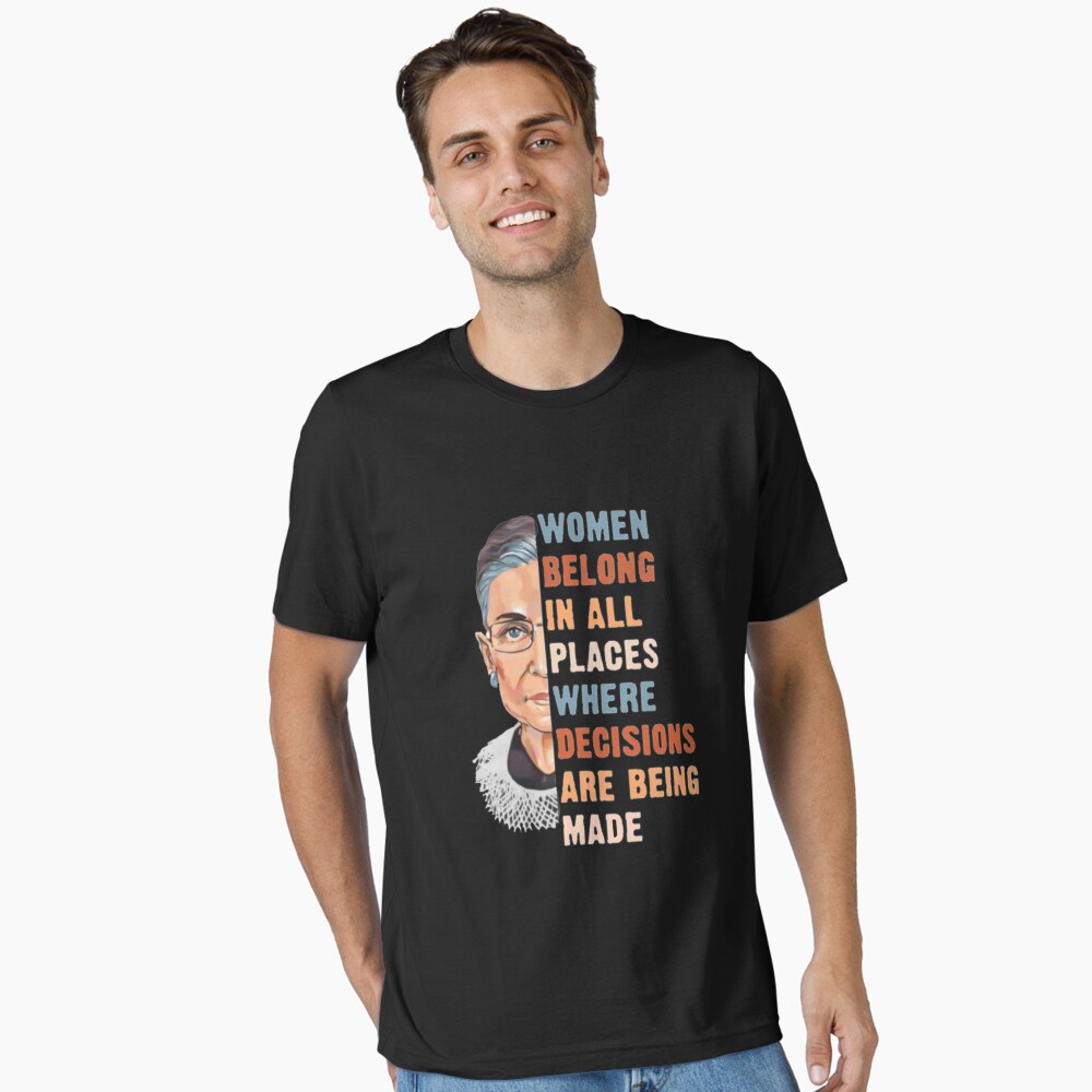 Vista previa del artículo con la obra «Camiseta esencial», diseñado y vendido por amethystdesign.